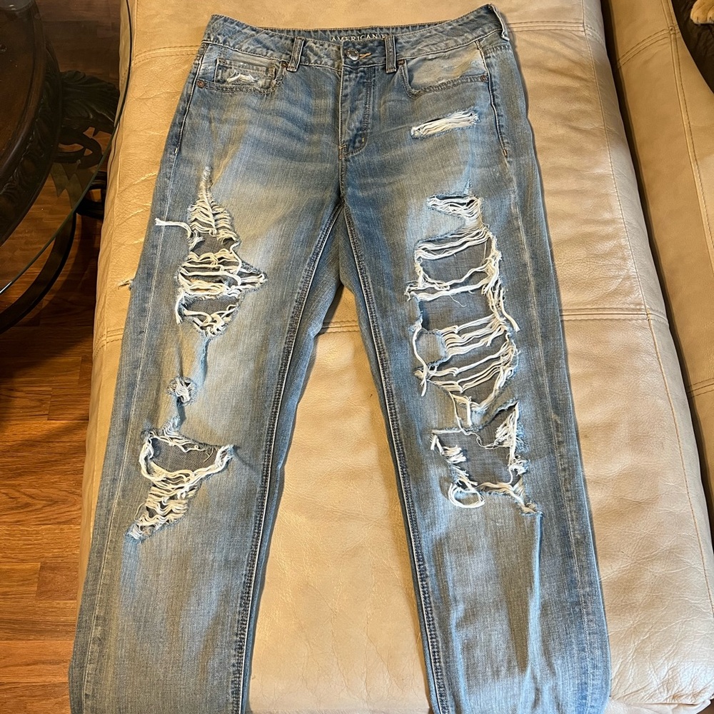 American Eagle Tomgirl Jeans size 8